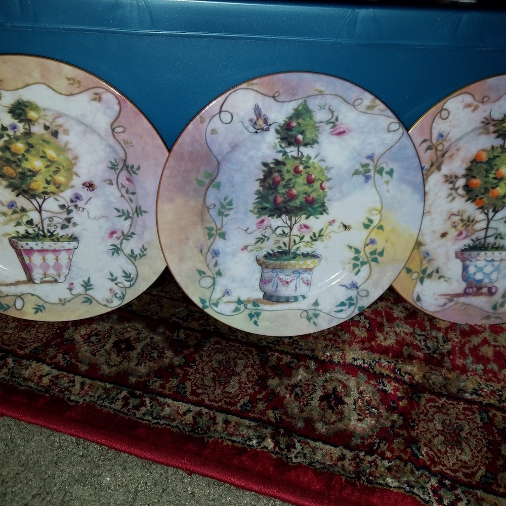 Limogues decorative plates (3)
